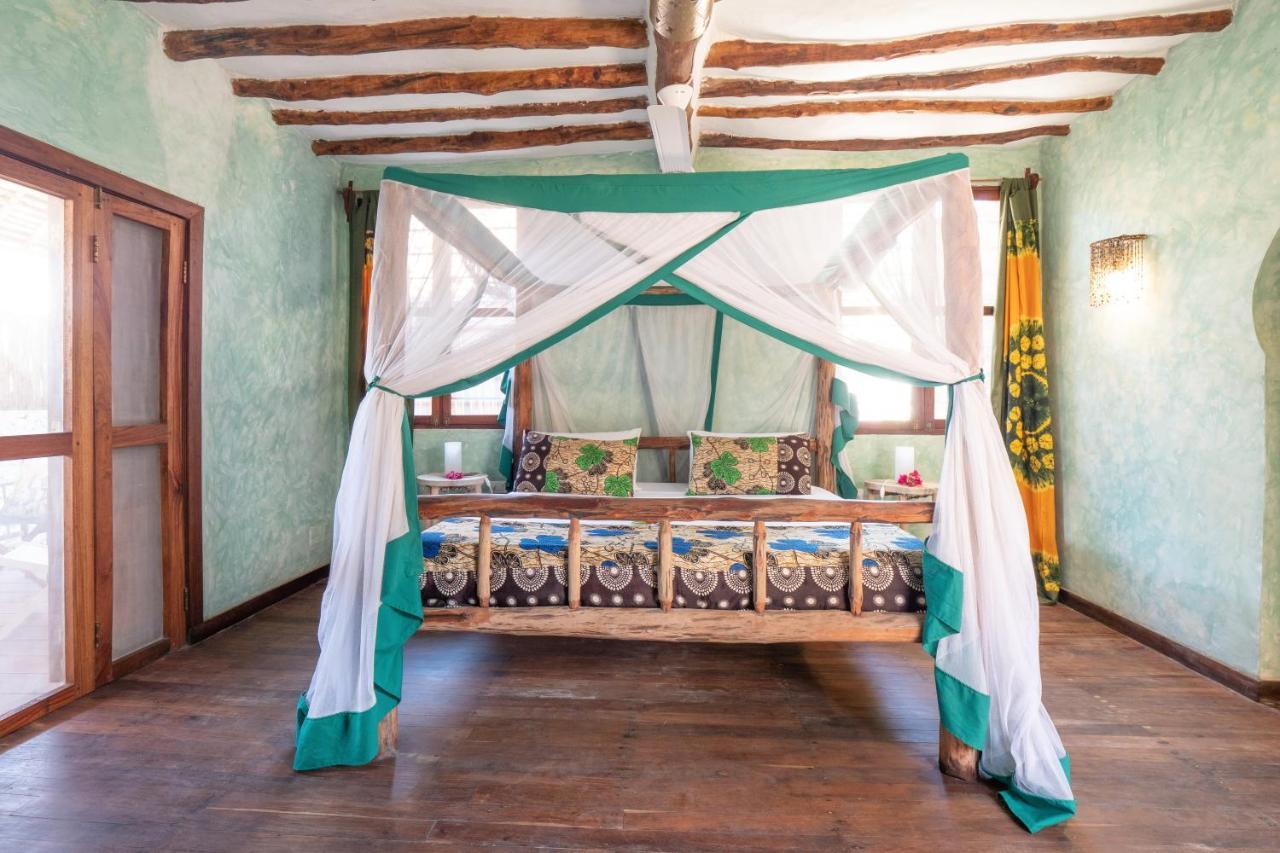 Mamamapambo Boutique Hotel Джамбиани Экстерьер фото