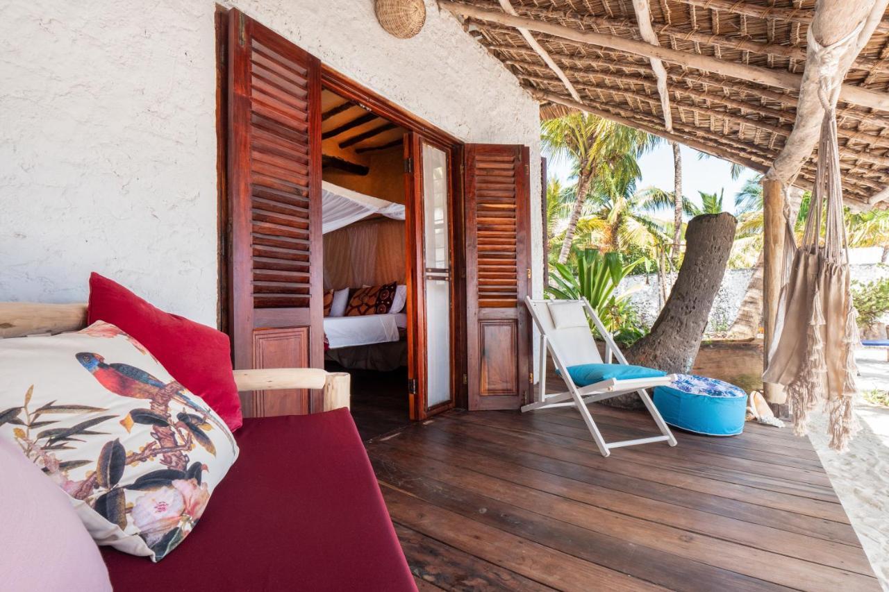 Mamamapambo Boutique Hotel Джамбиани Экстерьер фото
