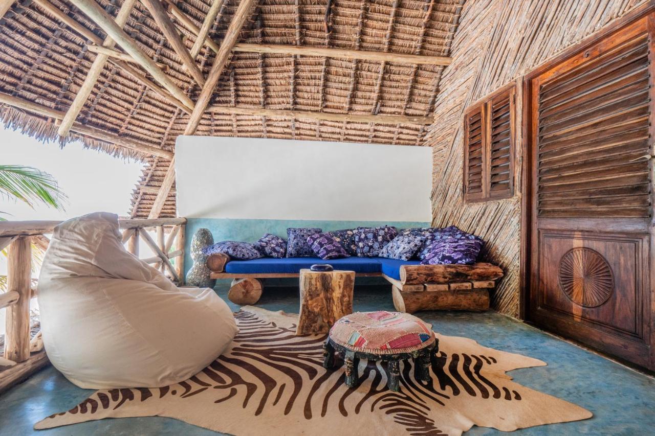Mamamapambo Boutique Hotel Джамбиани Экстерьер фото
