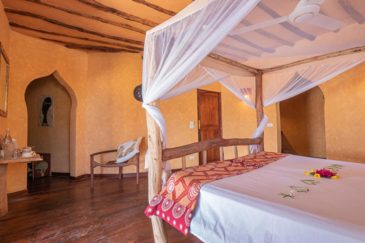 Mamamapambo Boutique Hotel Джамбиани Экстерьер фото