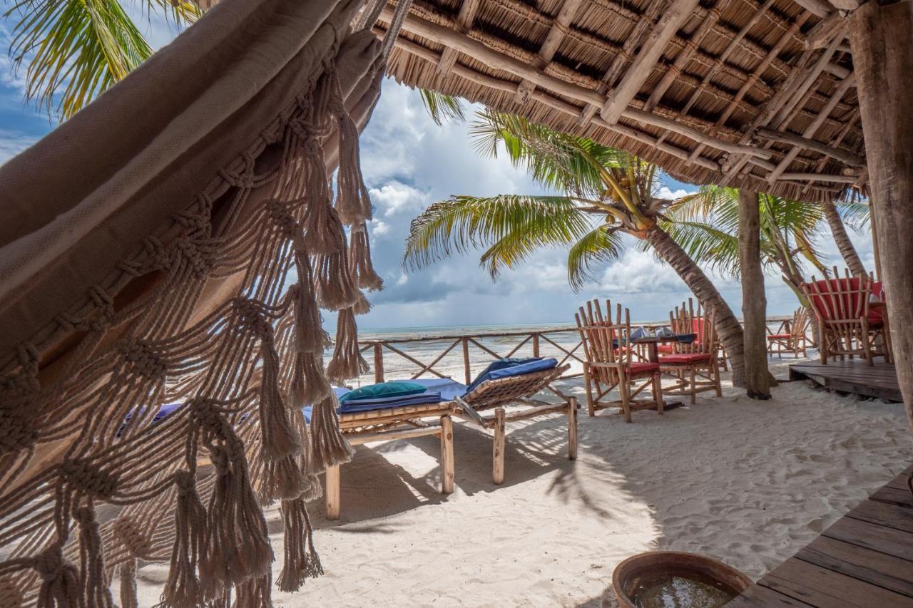 Mamamapambo Boutique Hotel Джамбиани Экстерьер фото