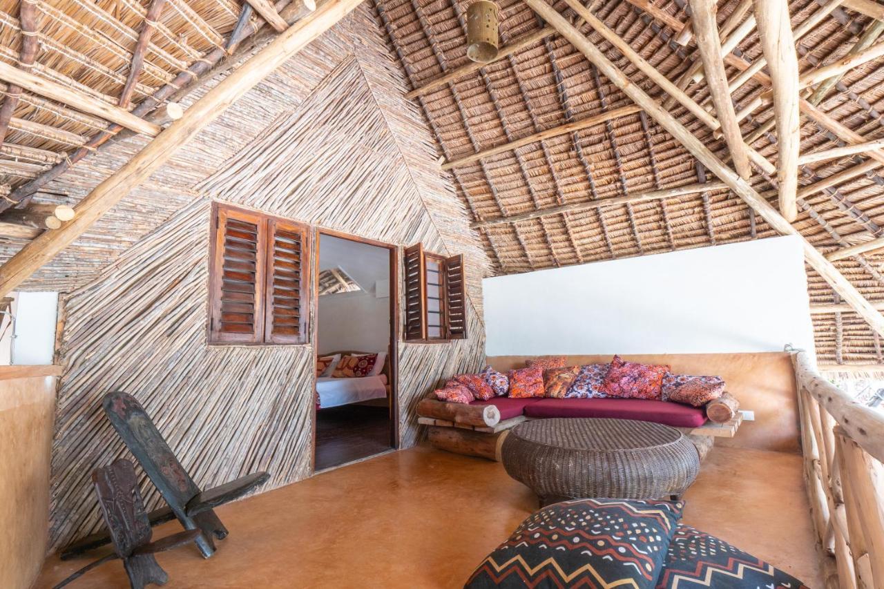Mamamapambo Boutique Hotel Джамбиани Экстерьер фото