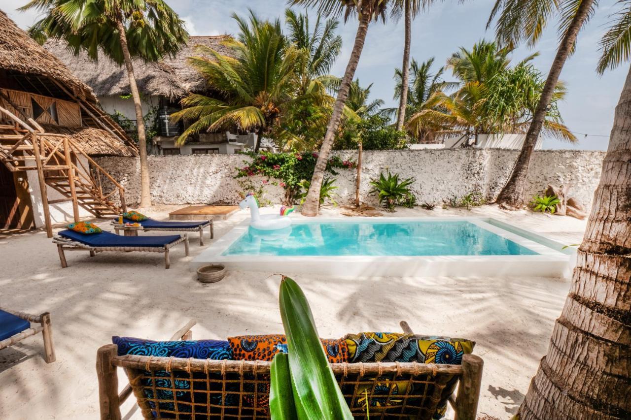 Mamamapambo Boutique Hotel Джамбиани Экстерьер фото